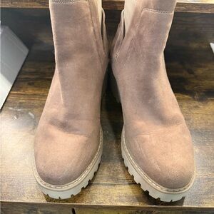 Women's Tan Suede Ankle Boots